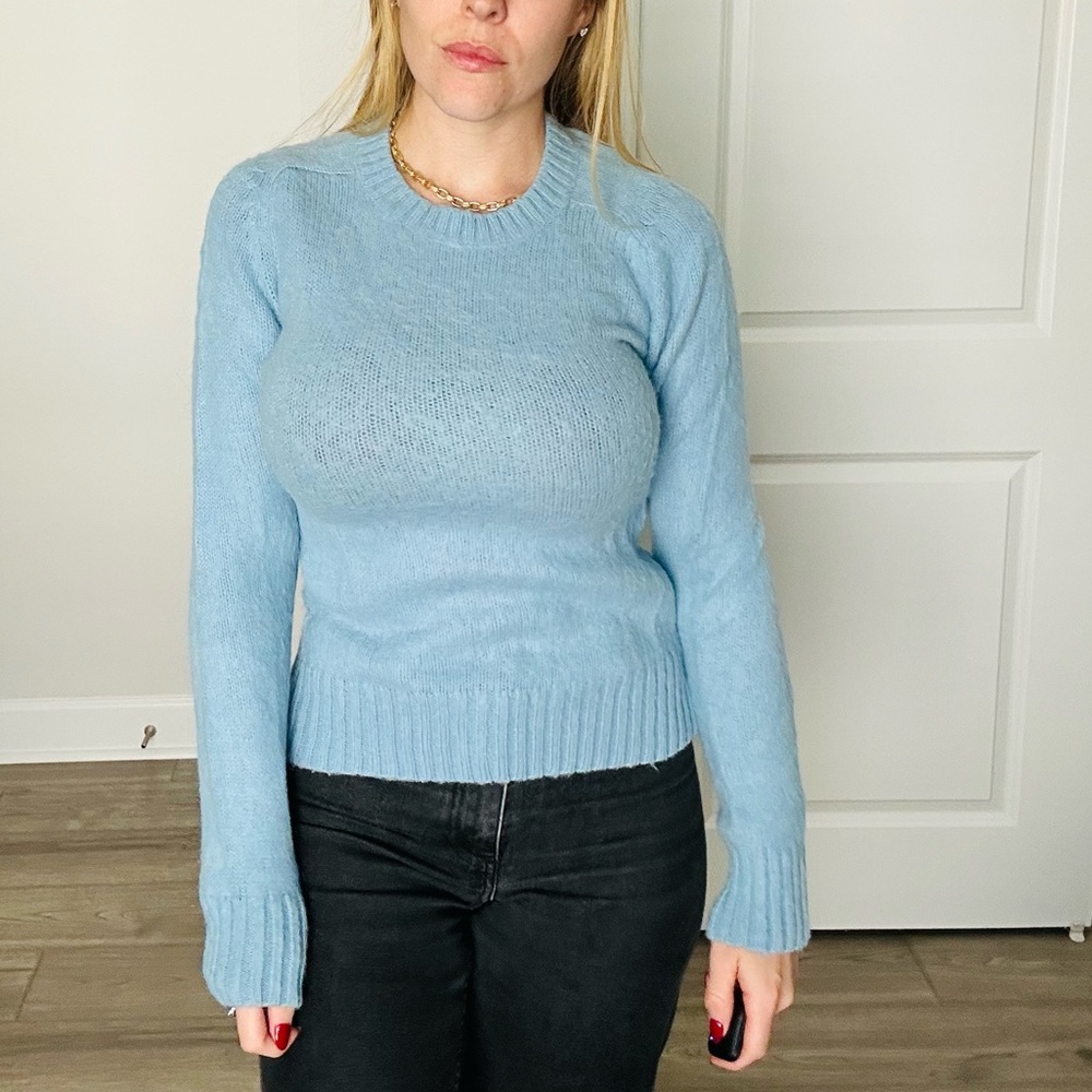 Chic Light Blue Crew Neck Sweater